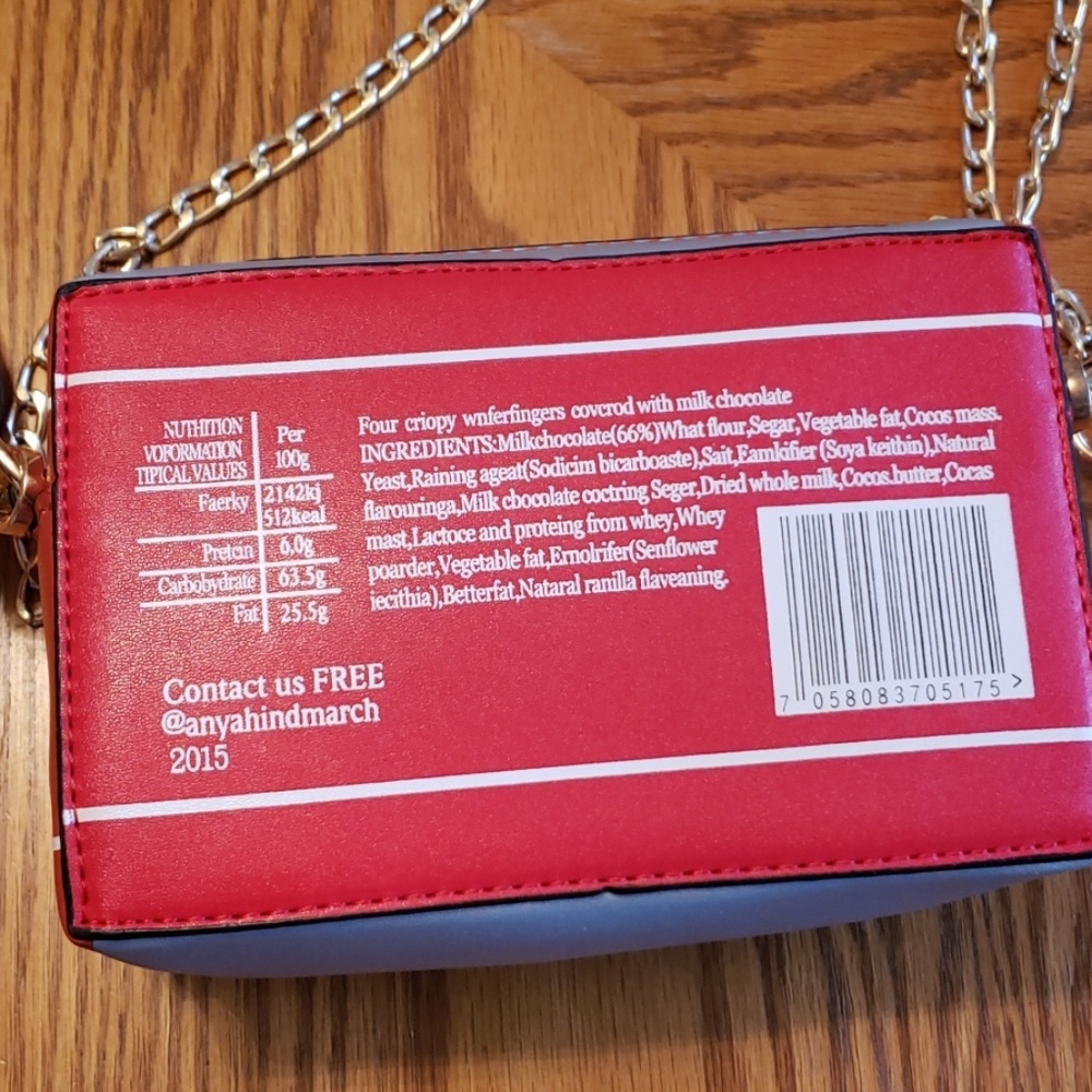 SOLD****Kit kat crossbody bag - Picture 7 of 8